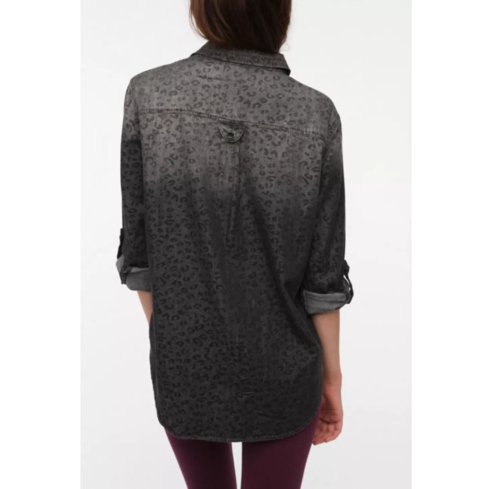 Bdg Leopard Print Chambray Button-Down Shirt Small - image 3